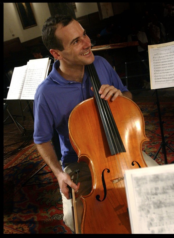 Vasja-Legisa-Cellist-e1426154876703-600x819